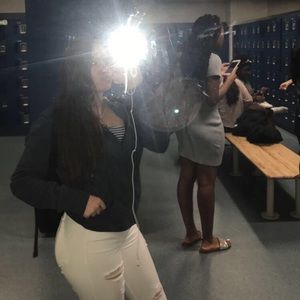 Meet your Posher, Faith